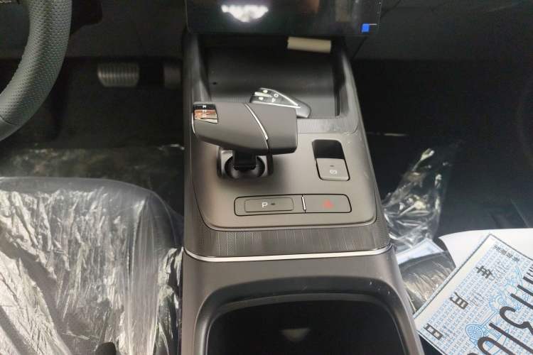 Used CHANGAN Eado 2025 Blue Whale 1.5T 500Bar Prestige Model
