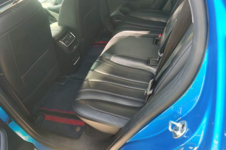 Used Roewe RX5 MAX 2019 400TGI Automatic Smart Cabin Flagship Edition
