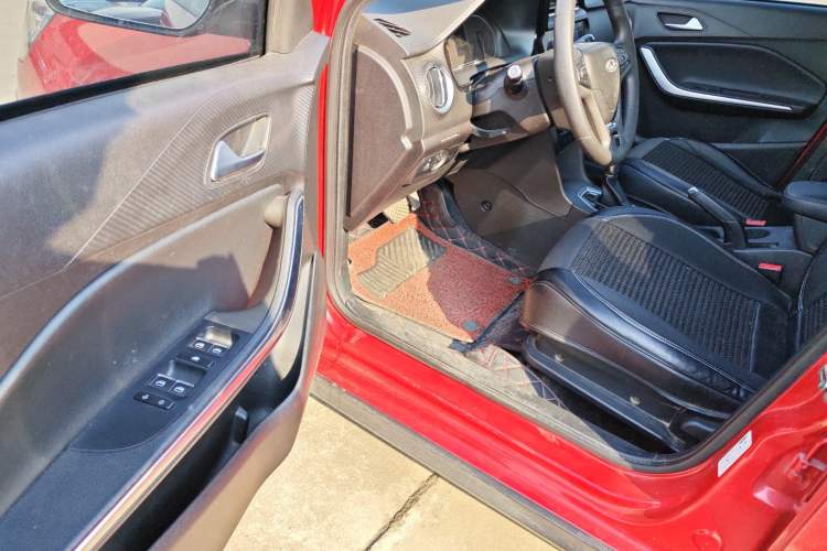 Used Chery Tiggo 3X 2020 Quality Edition 1.5L CVT Luxury Version Interior 3