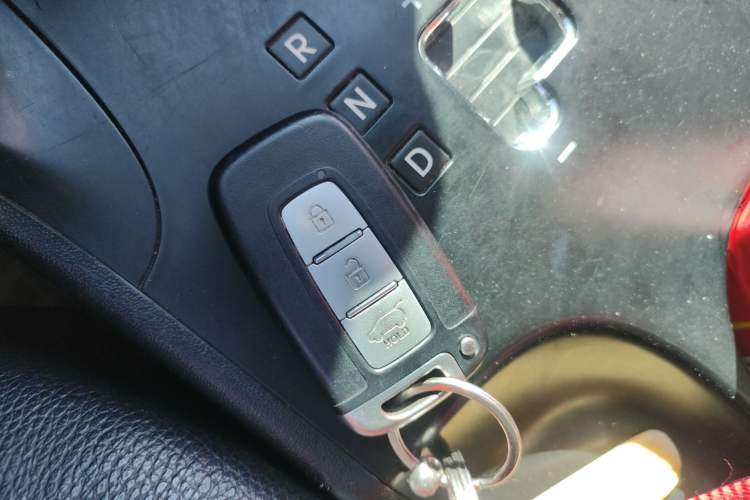 Used Hyundai ix35 2012 2.0L Automatic Two-Wheel Drive Elite Edition GLS
