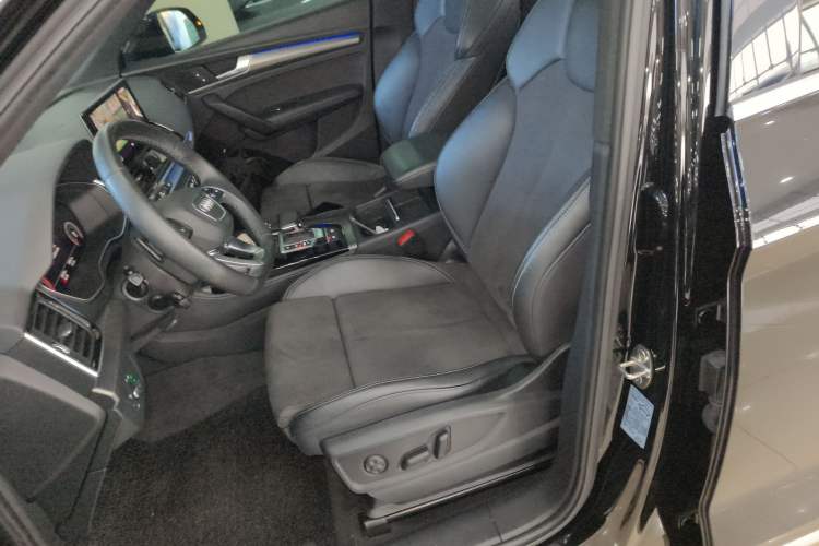 Used Audi Q5L Sportback 2021 40 TFSI Luxury Edition Left Front Seat