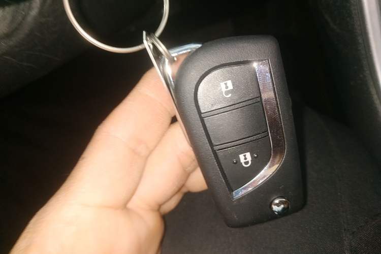 Used Toyota Wildlander 2022 2.0L CVT Two-Wheel Drive Leading Edition Vehicle Key