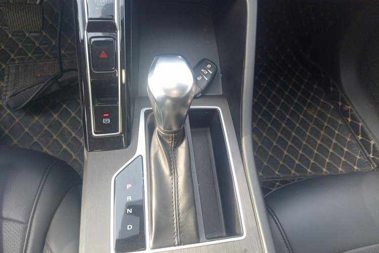 Used Roewe i5 2023 1.5L CVT Luxury Edition
