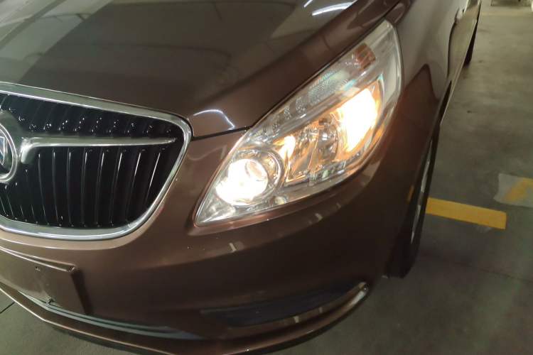 Used Buick GL8 2018 28T Luxury Model China VI Standard