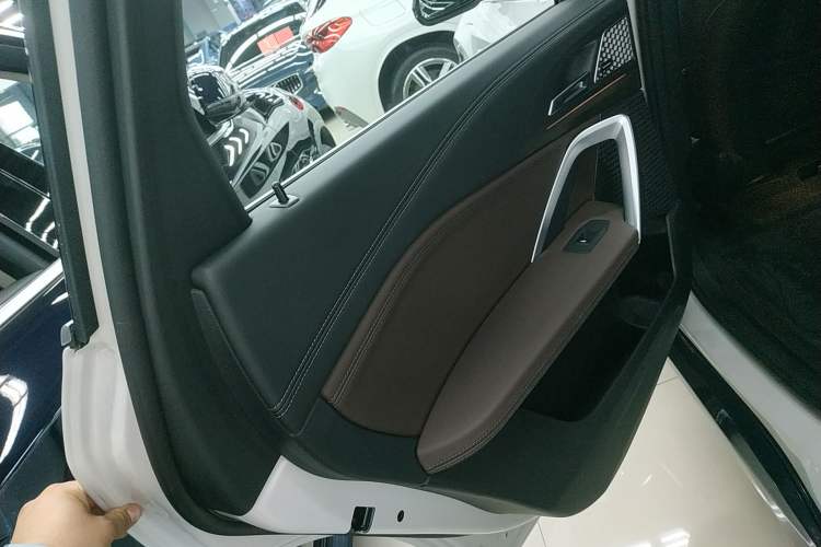 Used BMW iX1 2023 xDrive30L X Design Package
