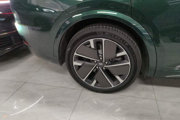 Used Li Auto L9 2025 Ultra Smart Refreshed Edition