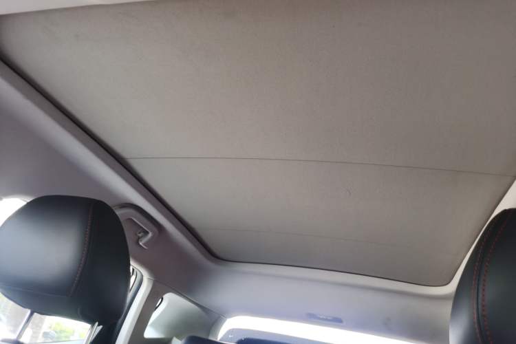 Used Haval H2s 2018 Blue Label 1.5T Dual-Clutch Luxury Model Headliner