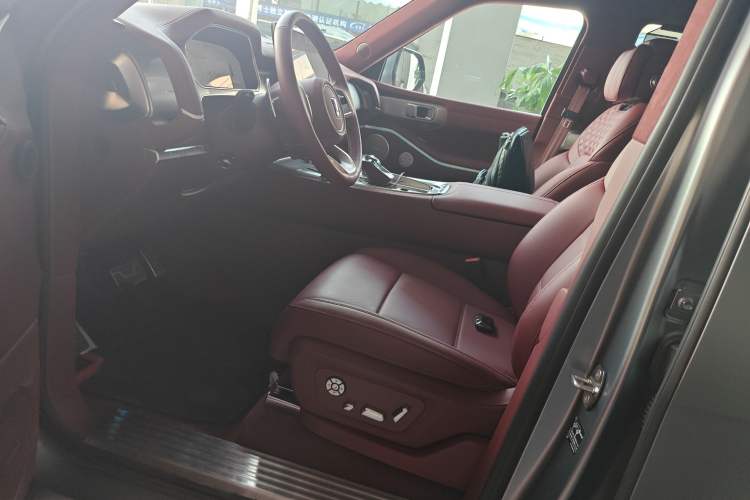 Used Tank 700 New Energy 2024 Hi4-T Extreme Edition