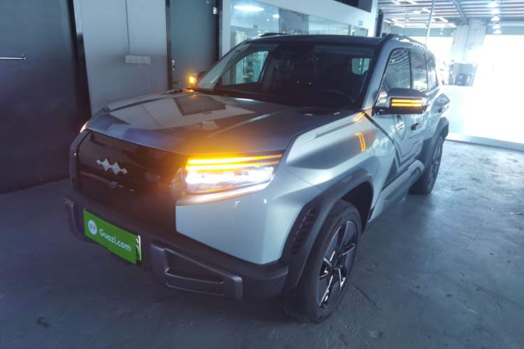 Used Formula Leopard Titanium 3 2025 501 km All-Wheel Drive Intelligent Driving Max Edition