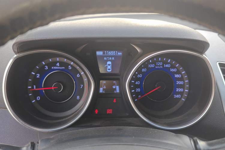 Used Hyundai Elantra (5th Generation / Langdong) 2016 1.6L Manual Luxury Model