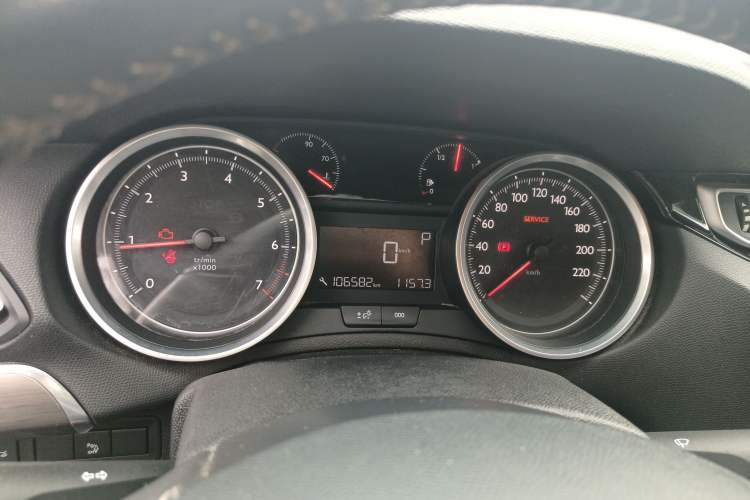 Used Peugeot 408 2016 1.6T Automatic Luxury Edition Instrument Cluster