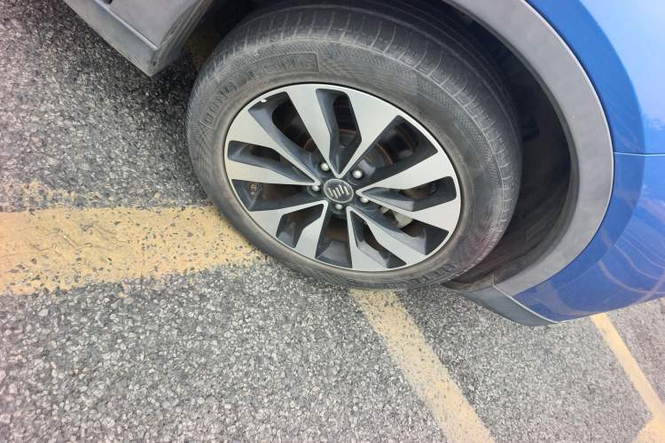 Used WM Motor EX5 2018 EX5 400 Extra Innovation Edition
