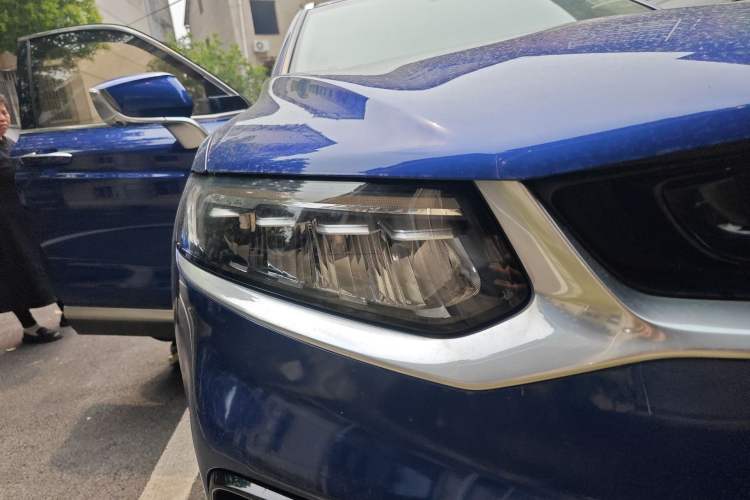 Used Geely Auto Monjaro 2019 300T YAOXINGZHE Right Front Headlight