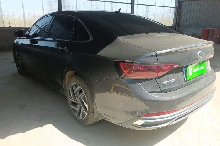 Used Volkswagen Sagitar 2025 Revised 300TSI DSG Excellence Edition Exterior 2