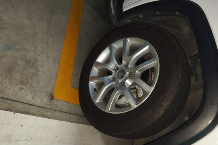 Used Jeep Commander 2018 2.0T Two-Wheel Drive Enjoy Edition China V