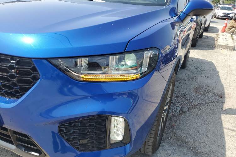 Used Wey VV5 2017 2.0T Ultra-Luxury Version
