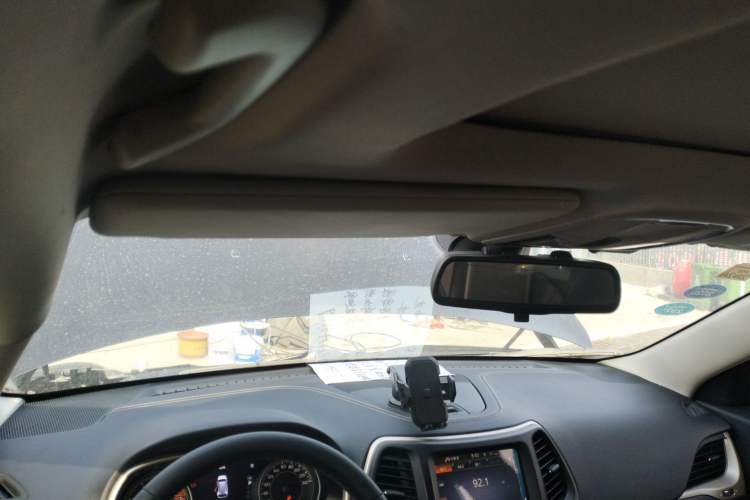 Used Jeep Cherokee 2017 2.0L Superior Edition