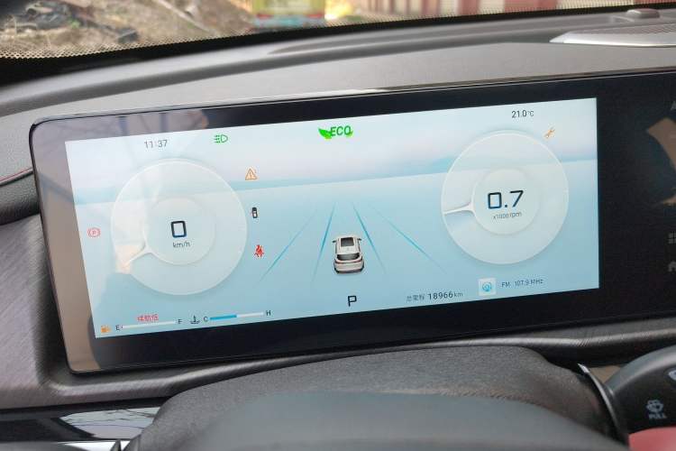 Used JETOUR X70 PLUS 2025 1.5T Luxury Edition 5 Seats