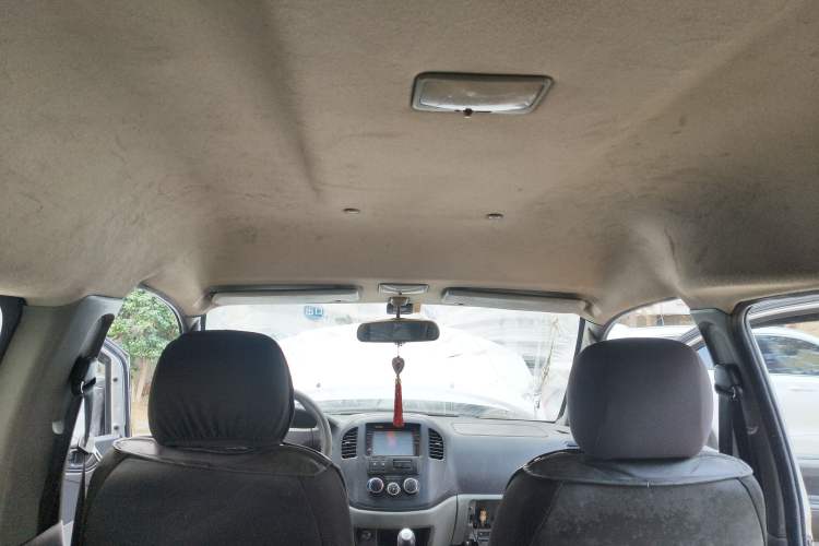 Used FORTHING Lingzhi 2013 M3 1.6L 7-seat Standard Model