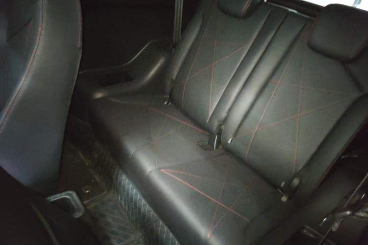 Used Chery Little Ant 2022 Sweet Pink Edition Half-Sugar Version Lithium Iron Phosphate 29.2 kWh 30 kW 301 km