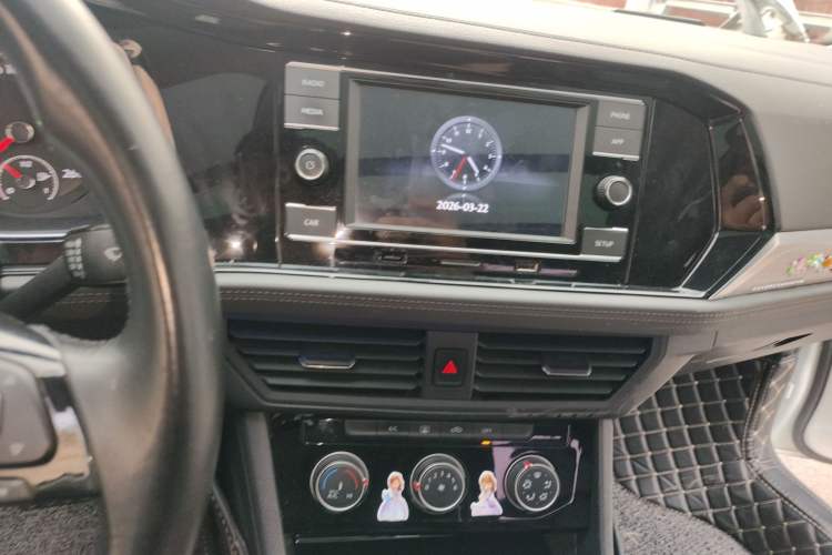 Used Volkswagen Sagitar 2019 280TSI DSG Comfort Version China VI Standard Audio And AC Panel