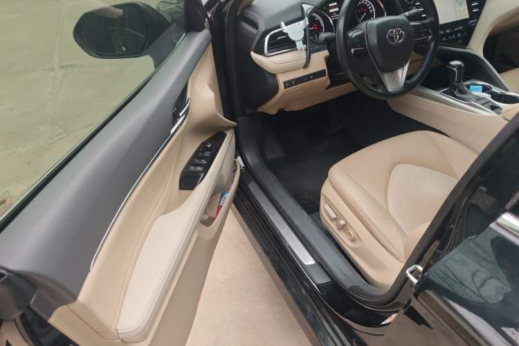 Used Toyota Camry 2018 Dual-Engine 2.5 HG Luxury Edition