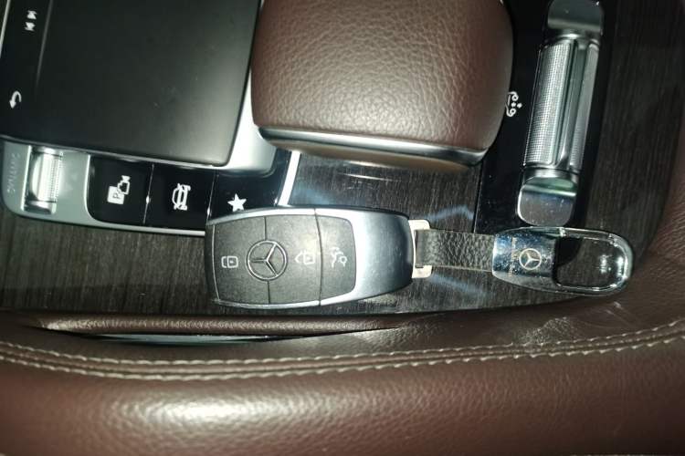 Used Mercedes-Benz GLE 2020 GLE 350 4MATIC Fashion Model
