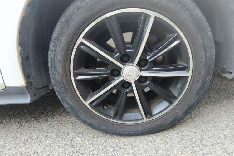 Used Geely Auto Emgrand 2016 Hatchback RS 1.5L Manual - Upward Edition