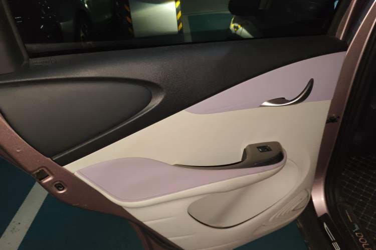 Used BYD Dolphin 2023 420 km Fashion Edition
