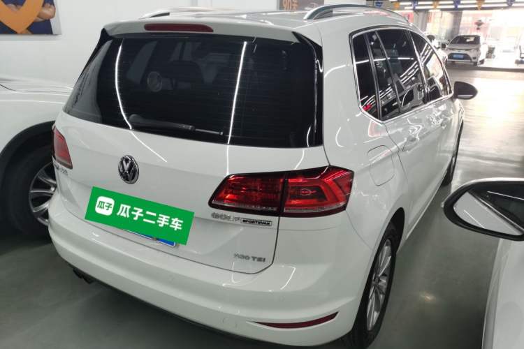 Used Volkswagen Golf Sportsvan 2018 230TSI Automatic Trend Edition Rear Right 45 Deg