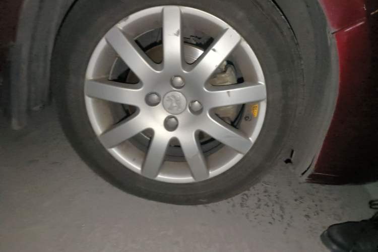 Used Peugeot 308 2012 1.6L Automatic YouShang Model Right Front Wheel Hub