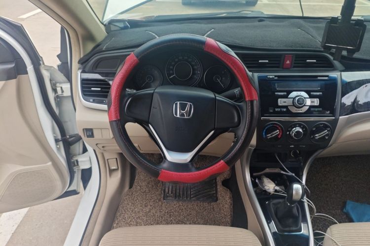 Used Honda Crider 2015 1.8L manual Comfort version
