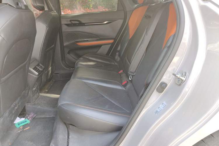 Used CHANGAN UNI-V 2022 1.5T Prestige Version