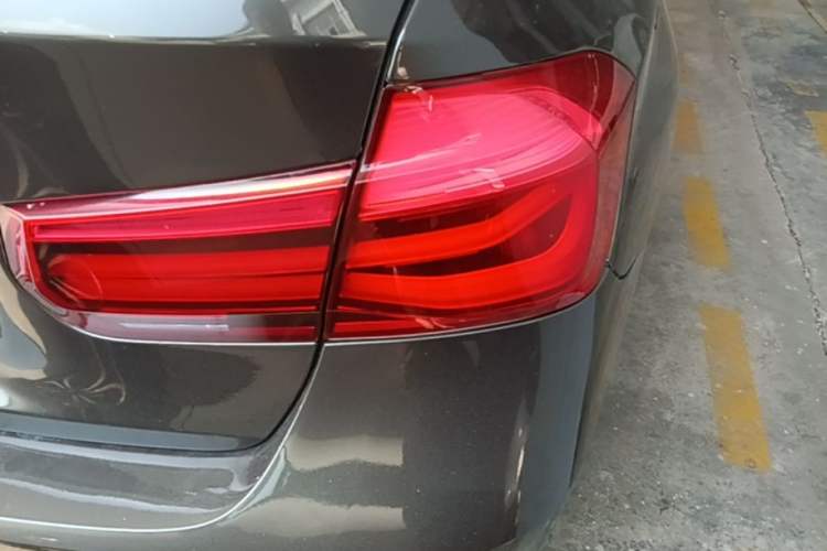 Used BMW 3 Series 2017 320Li Fashion Model
