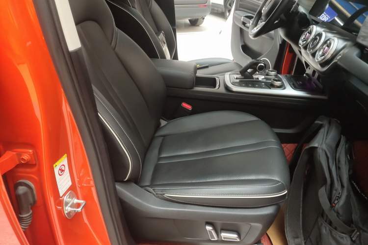 Used Tank 300 2021 Off-Road Edition 2.0T Conqueror Right Front Seat