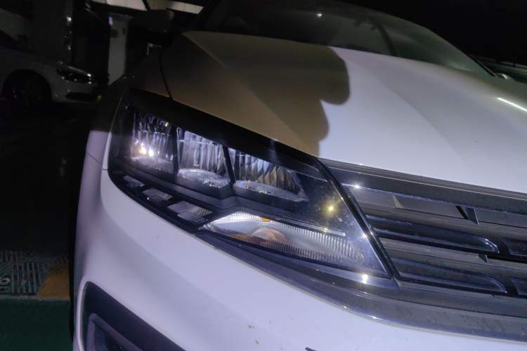 Used Volkswagen Lamando 2019 230TSI DSG Fashion Edition China VI