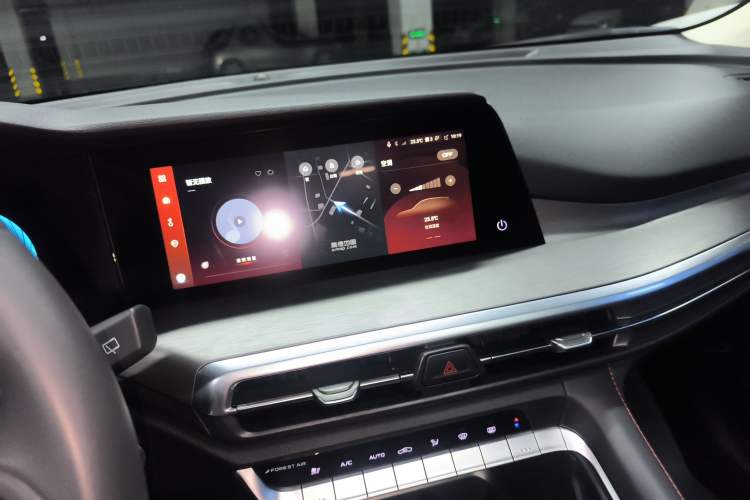 Used Changan CS35PLUS 2023 Enjoy Edition 1.4T DCT Luxury Model