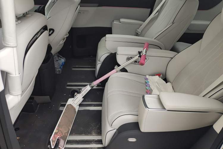 Used XPeng X9 2025 702 Four-Wheel Drive High-Performance Max