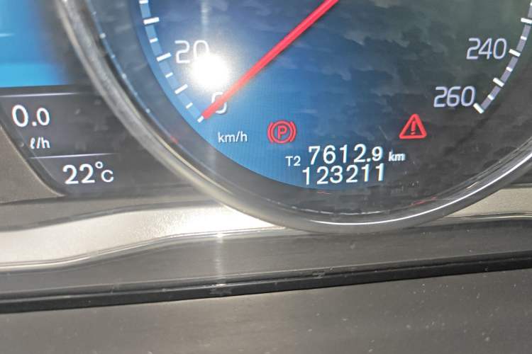 Used Volvo S60 New Energy 2015 S60L E-Drive Hybrid T6 Smart Drive Edition