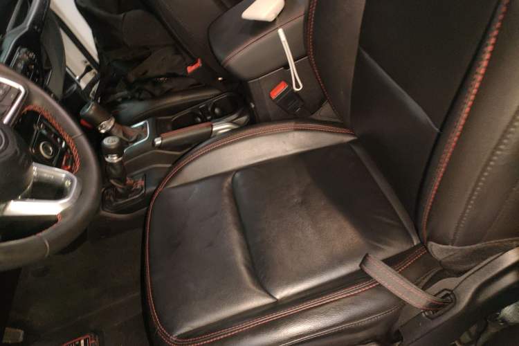 Used Jeep Wrangler 2021 2.0T Robin Hood two-door version
