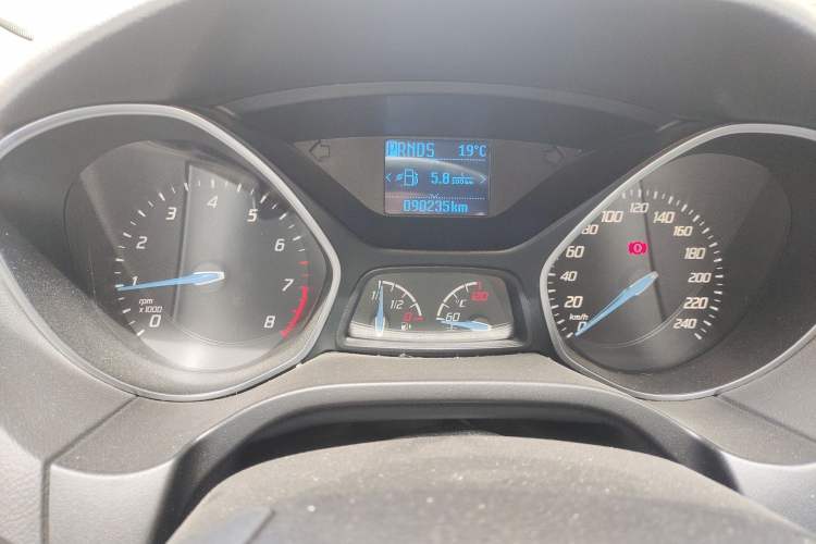 Used Ford Focus 2012 Hatchback 1.6L Automatic Fashion Edition