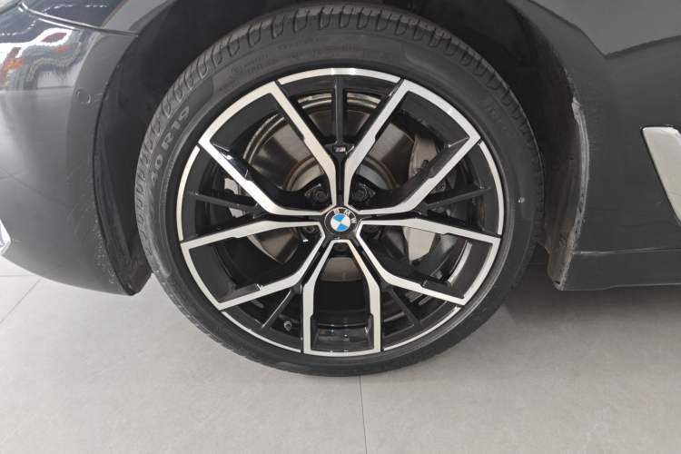 Used BMW 5 Series 2023 530Li Luxury Edition M Sport Package