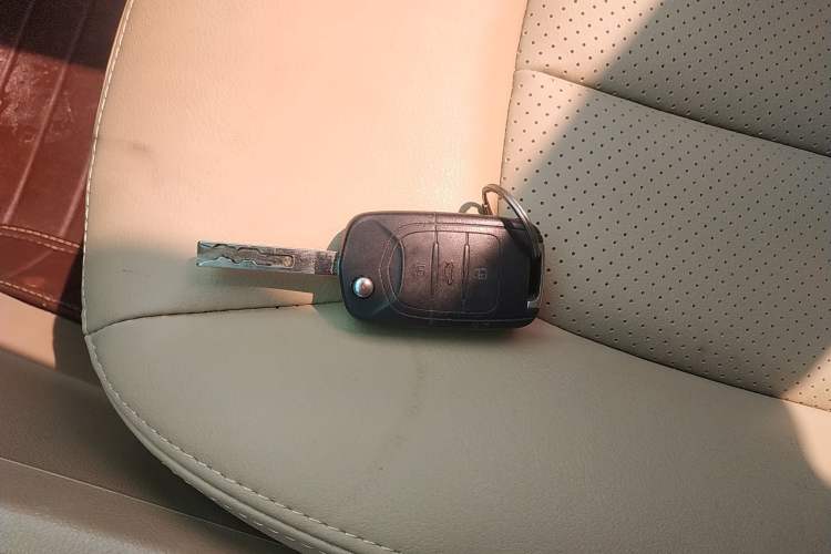 Used Baojun 730 2016 1.5L Manual Comfort Version 7 Seats China V Emission Standard