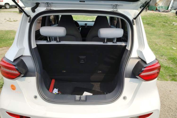 Used Leapmotor T03 2022 Crystal Edition Trunk