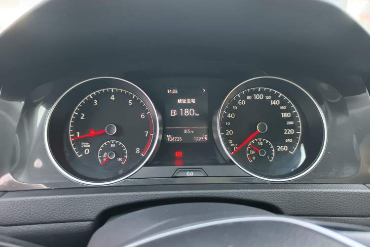 Used Volkswagen Golf 2017 230TSI Automatic Luxury Million-Vehicle Commemorative Edition