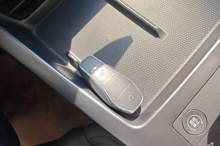 Used BYD Qin PLUS 2025 DM-i Smart Drive 55KM Leading Model
