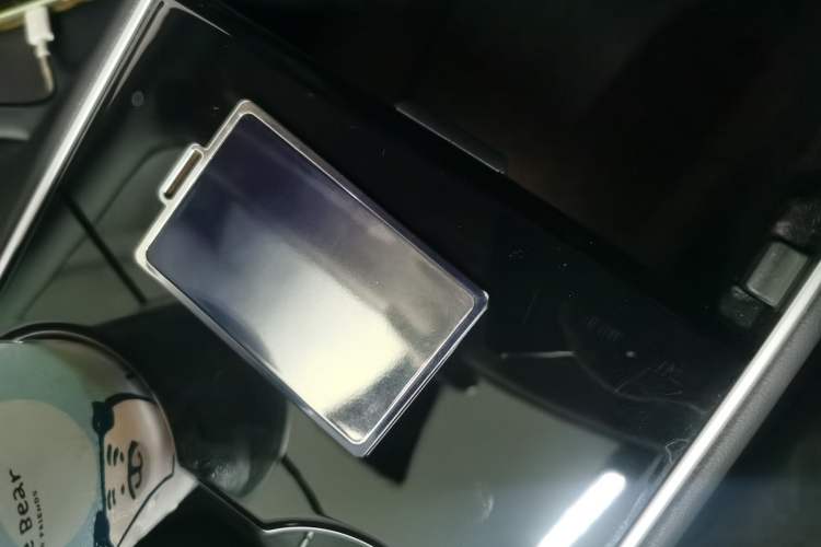 Used Tesla Model 3 2019 Standard Range Rear-Drive Upgraded Version Interior 1