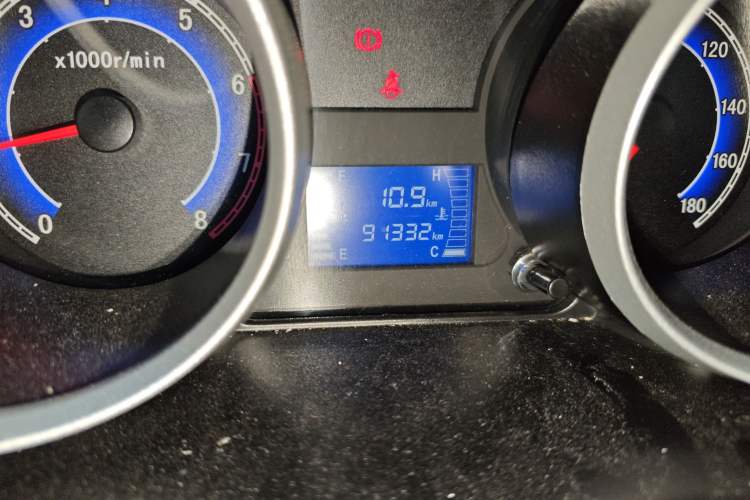 Used CHANGAN KAICHENG Ruixing M80 2018 1.5L Base Model Van Semi-Blind Window Flat Roof Rear-Hinged Doors 4G15S
