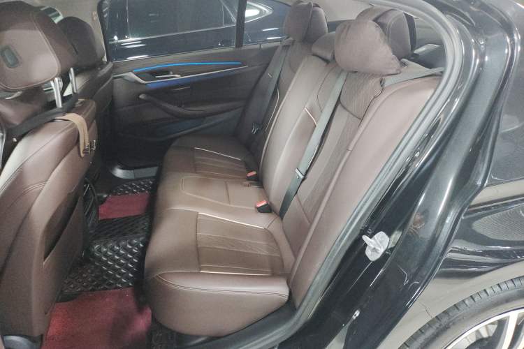 Used BMW 5 Series New Energy 2022 Updated Version 535Le Luxury Package Left Rear Seat