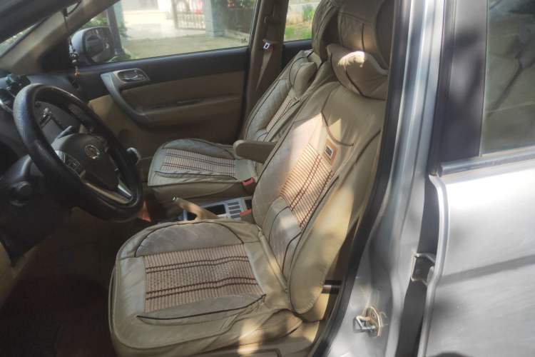 Used Haval H6 2011 2.0L Manual Two-Wheel Drive Elite Version